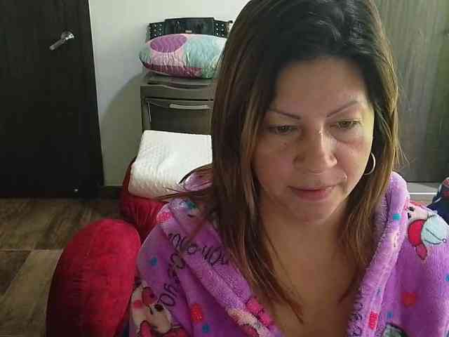 Mmmcutemm webcam