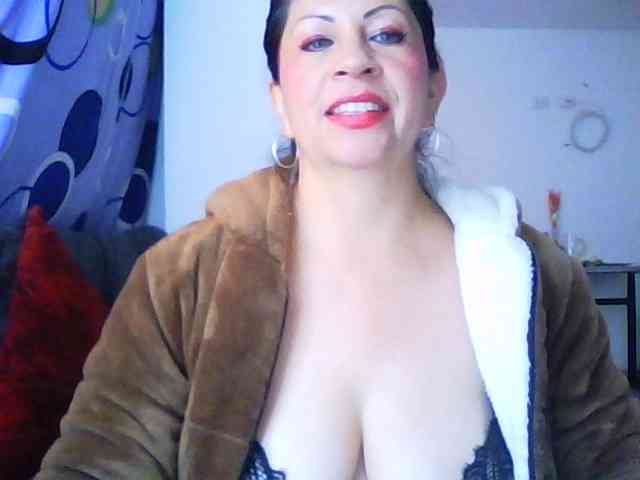 Mmmcutemm webcam
