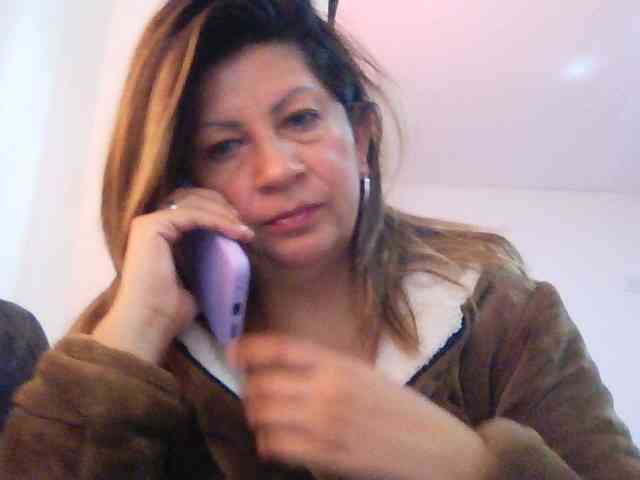 Mmmcutemm webcam