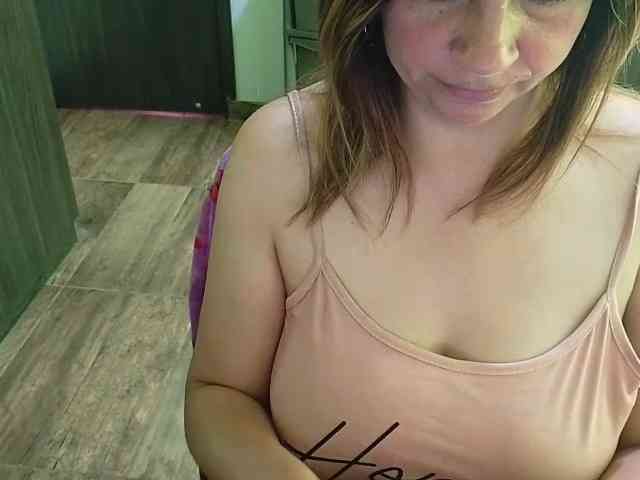 Mmmcutemm webcam