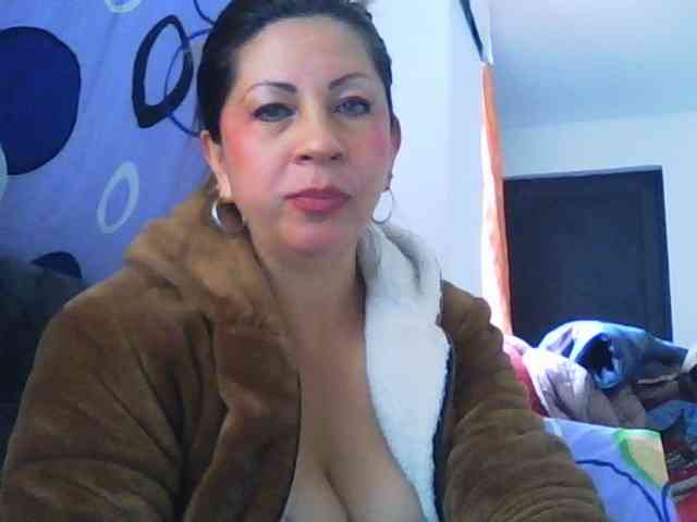 Mmmcutemm webcam