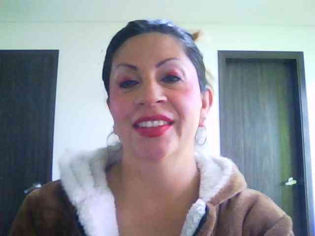 Mmmcutemm webcam