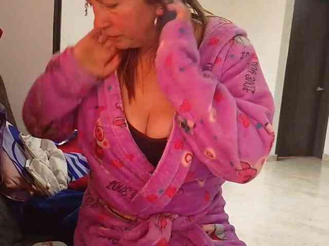 Mmmcutemm webcam
