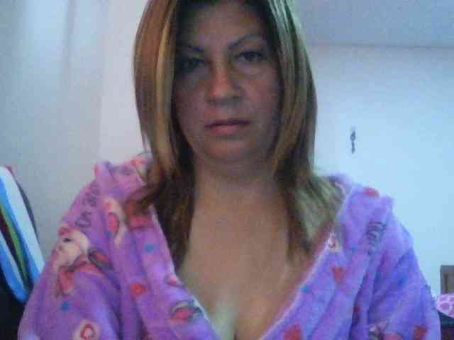 Mmmcutemm webcam