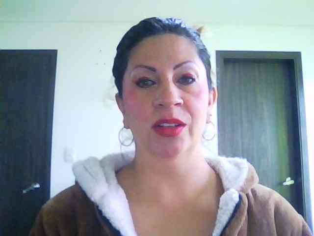 Mmmcutemm webcam