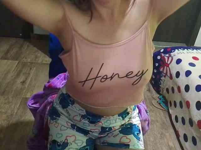 Mmmcutemm webcam