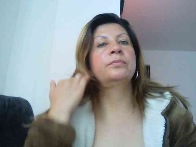 Mmmcutemm webcam