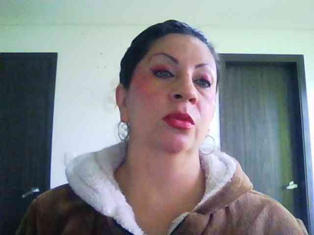 Mmmcutemm webcam