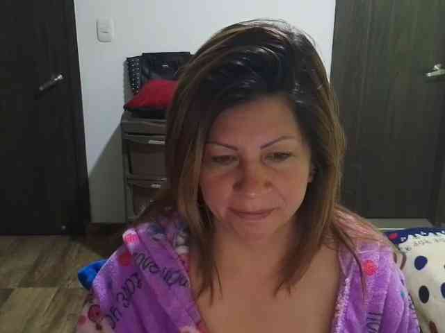 Mmmcutemm webcam