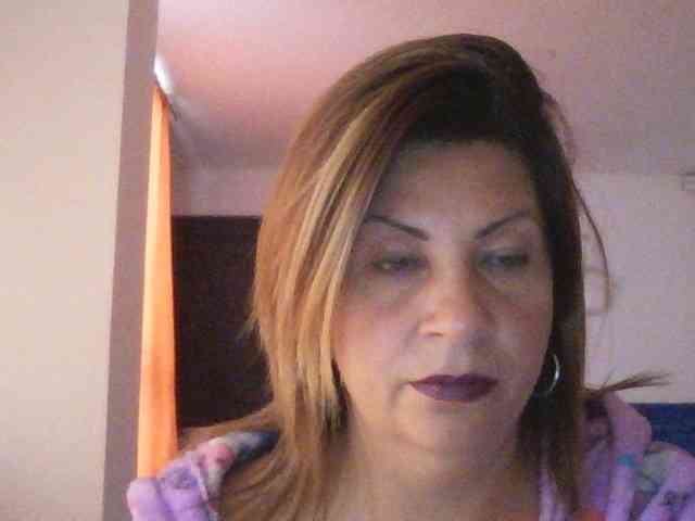 Mmmcutemm webcam