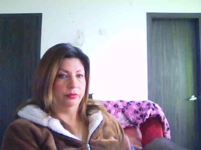 Mmmcutemm webcam