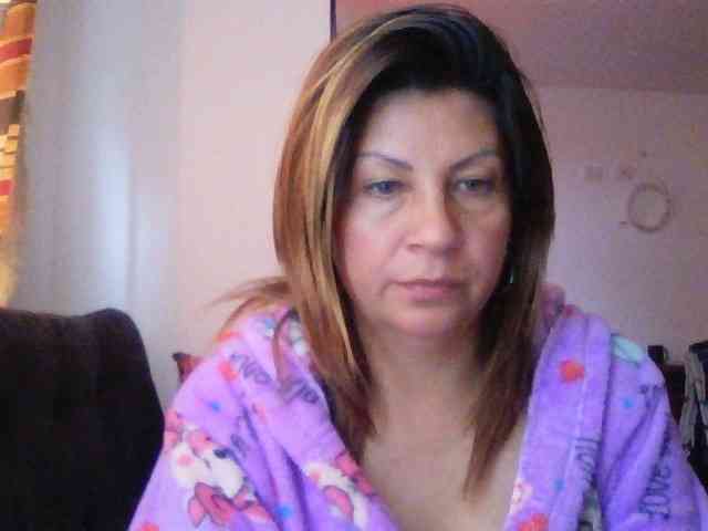 Mmmcutemm webcam