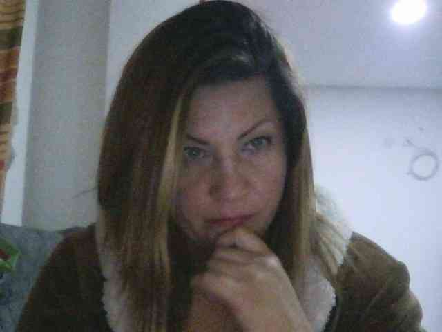 Mmmcutemm webcam