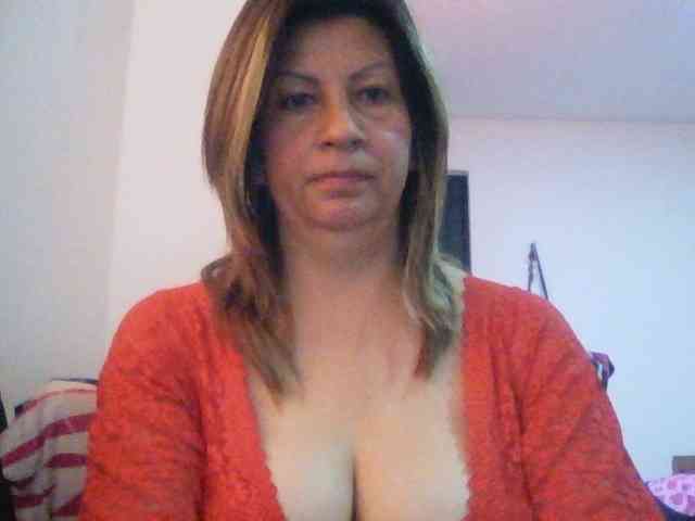Mmmcutemm webcam