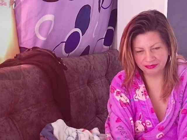 Mmmcutemm webcam