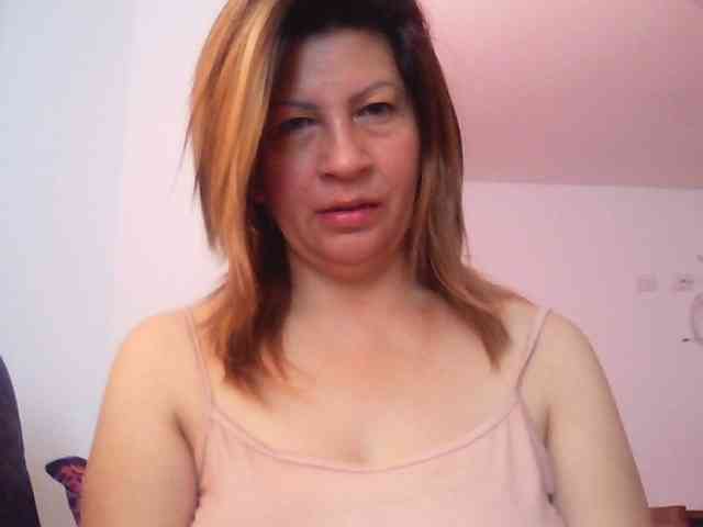 Mmmcutemm webcam