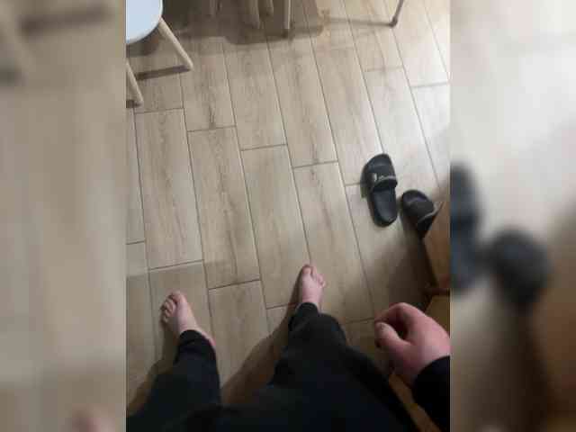 Poshliy-3ayac webcam