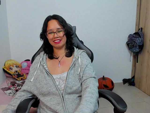 Sweet-Noah07's BongaCams show and profile