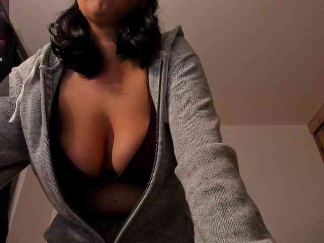 Sweet-Noah07 webcam