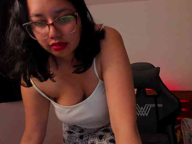 Sweet-Noah07 webcam