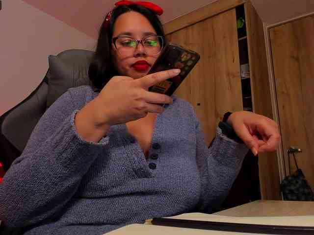 Sweet-Noah07 webcam