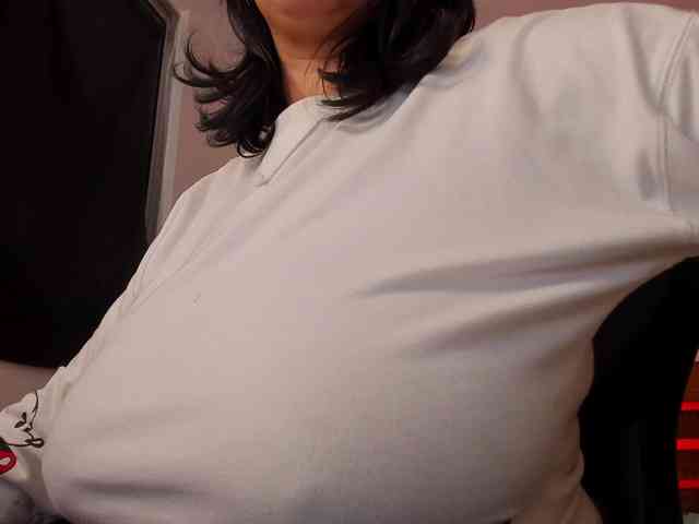 Sweet-Noah07 webcam