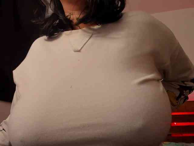 Sweet-Noah07 webcam
