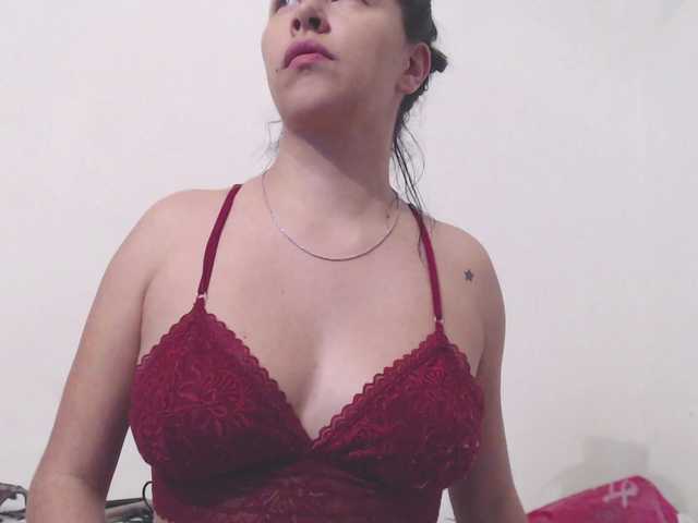 Alanna-atm's BongaCams show and profile
