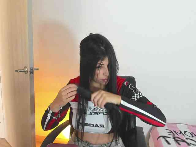 Alanna-atm webcam