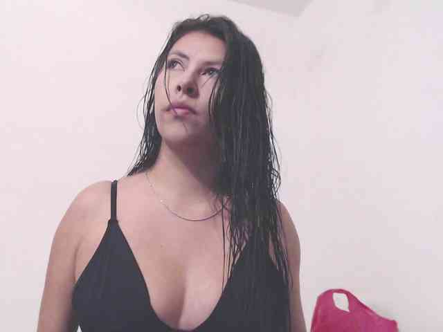 Alanna-atm webcam