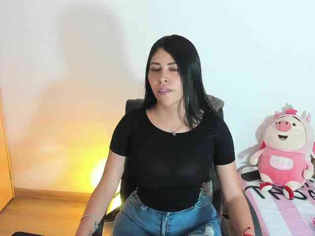 Alanna-atm webcam