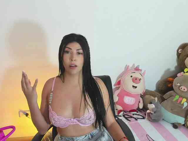 Alanna-atm webcam