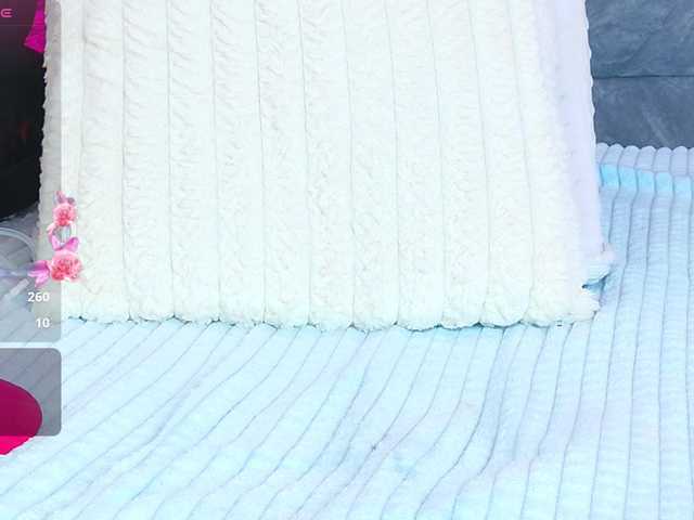 YesyHills's BongaCams show and profile