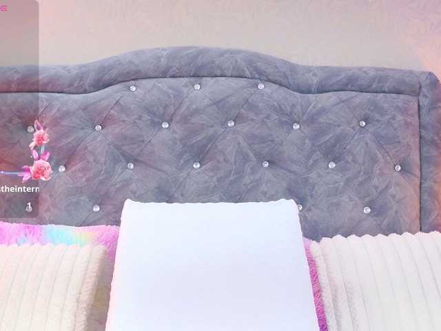 YesyHills's BongaCams show and profile