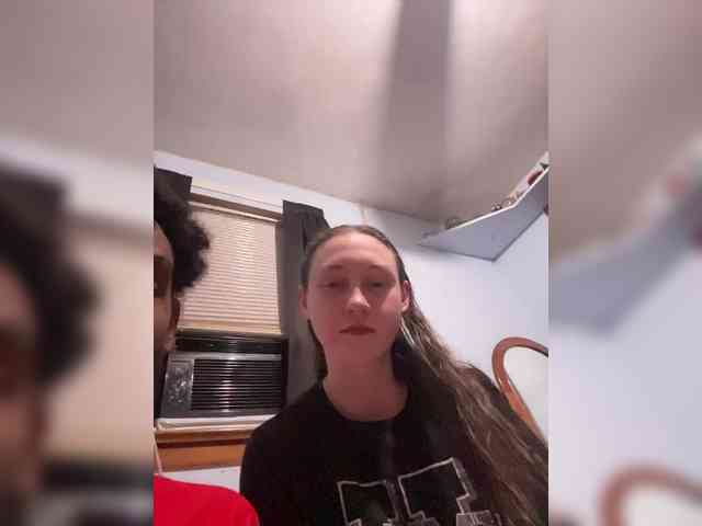 Lilbucket908 webcam