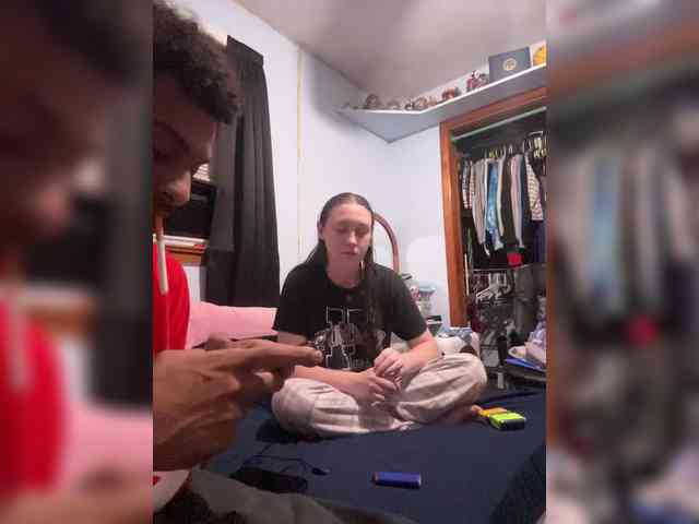 Lilbucket908 webcam