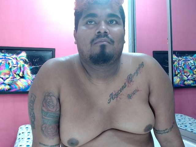 couplelatins69's BongaCams show and profile