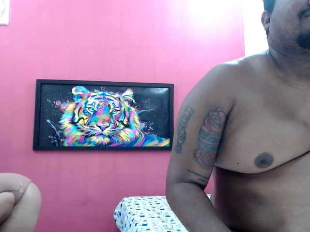 couplelatins69's BongaCams show and profile