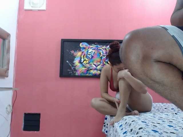 couplelatins69's BongaCams show and profile