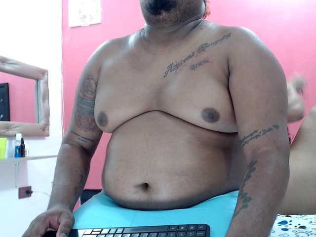 couplelatins69's BongaCams show and profile