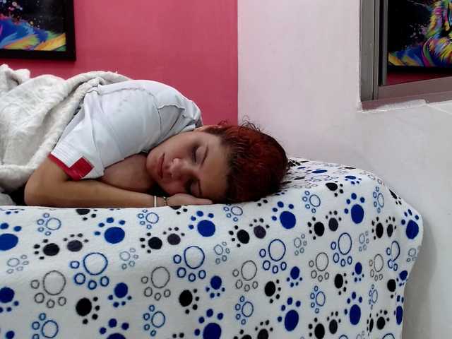 couplelatins69's BongaCams show and profile