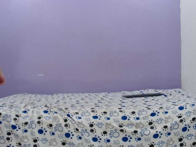 couplelatins69's BongaCams show and profile