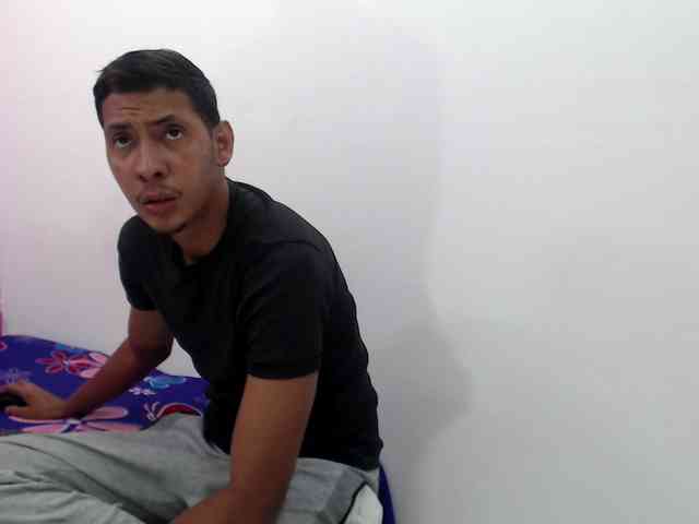 couplelatins69 Live Webcam on BongaCams