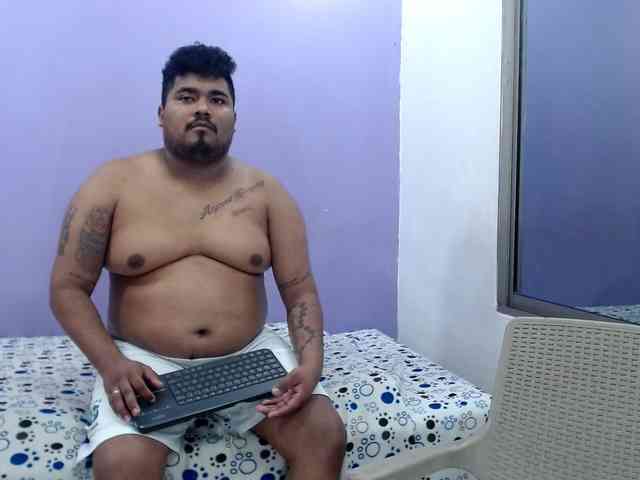 couplelatins69 webcam