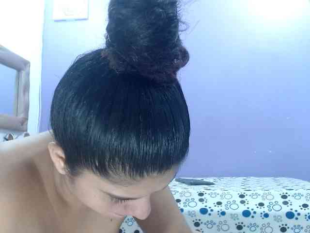 couplelatins69 webcam