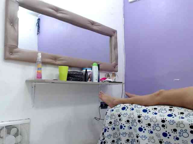 couplelatins69 webcam