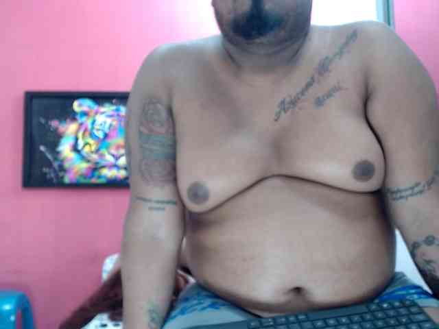 couplelatins69 webcam