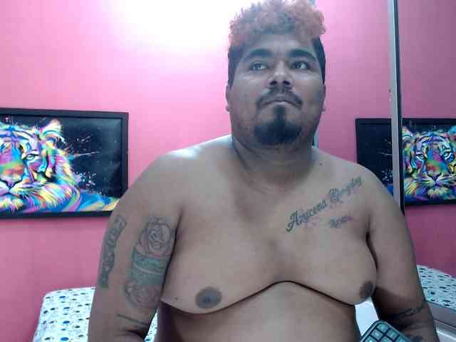 couplelatins69 webcam