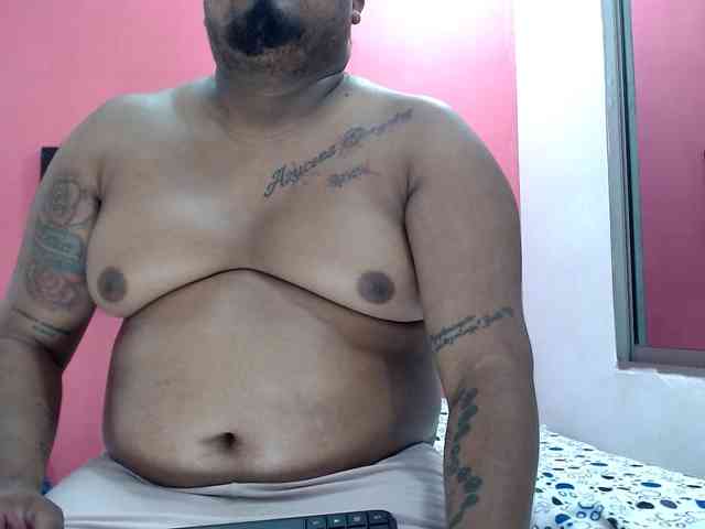 couplelatins69 couplelatins69