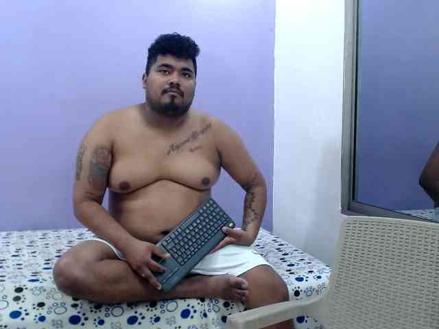 couplelatins69 webcam